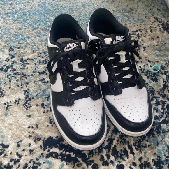 Nike low dunks ( pandas) - Picture 1 of 7